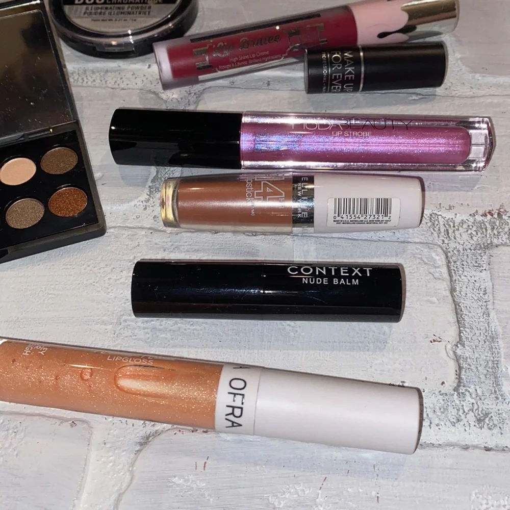 Mixed makeup lipstick eyeshadow highlighter bundle!!